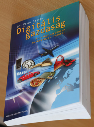 Eszes István Digitális Gazdaság, Lektorálta Nebojsa