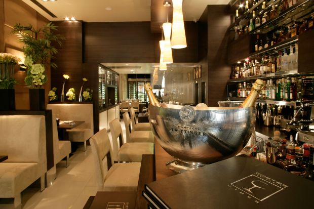 costes_bar_champ_bowl